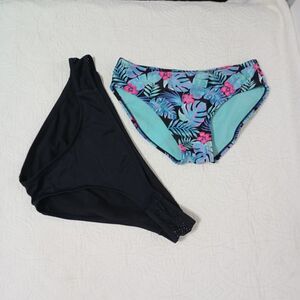2 Pack Womens Size L Bikini Bottoms Floral & Solid Black
